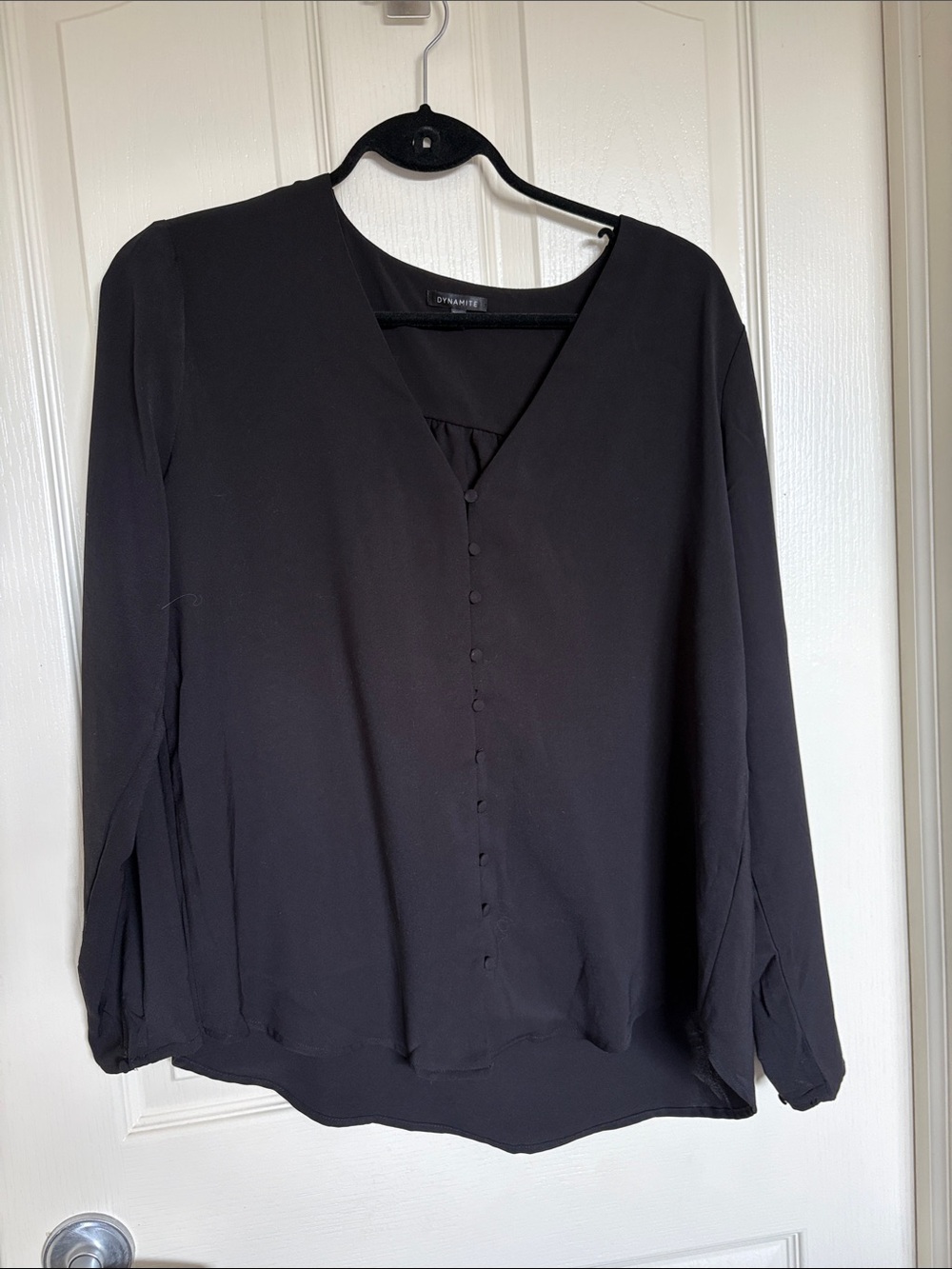 Black V-Neck Button Front Long Sleeve Blouse